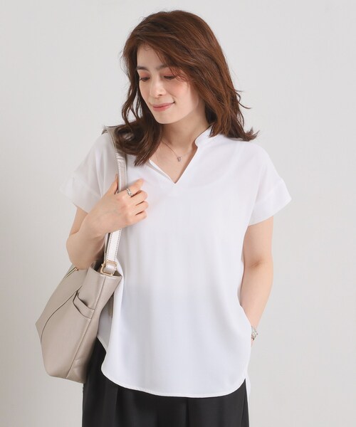 ITS'DEMO（イッツデモ）の「【接触冷感／手洗い可】バックギャザーブラウス（シャツ/ブラウス・レディース・ライトグレー/ベビーピンク/ライトブルー/ブラック/オフホワイト・00）」の2枚目の写真