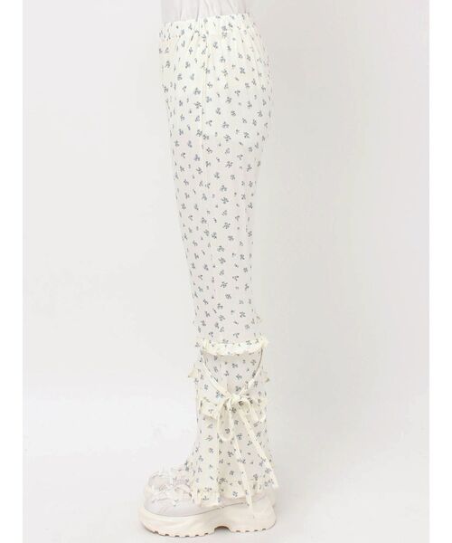 merry jenny（メリージェニー）の「floralフリルリブフレアパンツ（スウェットパンツ・レディース・アイボリー/グレー・FREE）」の13枚目の写真