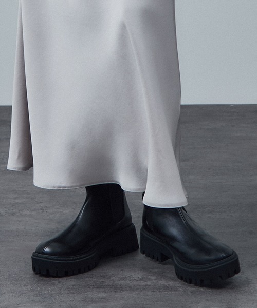 SALON adam et rope'（サロン アダム エ ロペ）の「WS レザートラックソールサイドゴア（ブーツ・レディース・ブラック・23/24/23.5/24.5/36/36.5/37/37.5）」の12枚目の写真