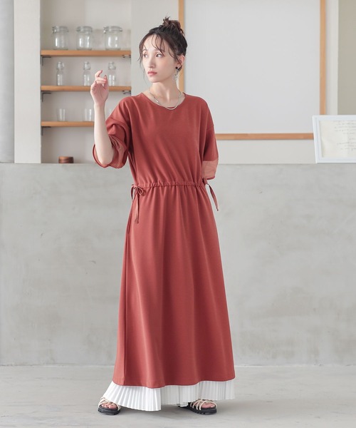 n'OrLABEL(ノアールレーベル)の「『ランタンスリーブカットジョーゼットワンピース』(ワンピース・レディース・ブラック/テラコッタ/ネイビー・2/1)」の7枚目の写真