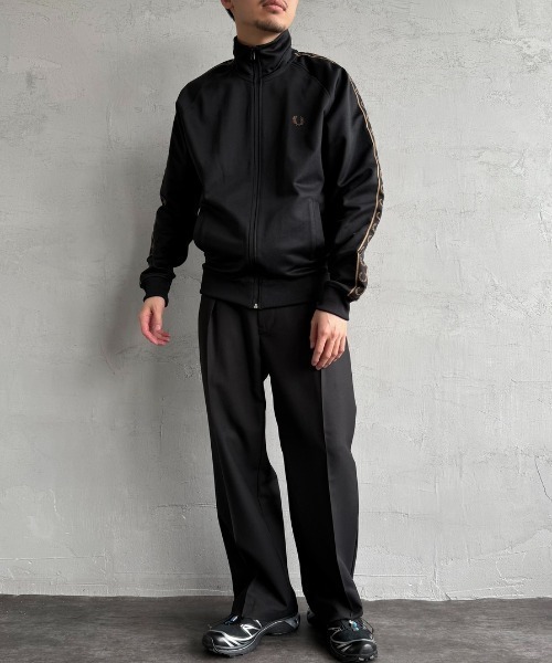 【新品タグ付き】 FREDPERRY コントラストテープトラックジャケット FRED PERRY/フレッドペリー] コントラストテープ トラック