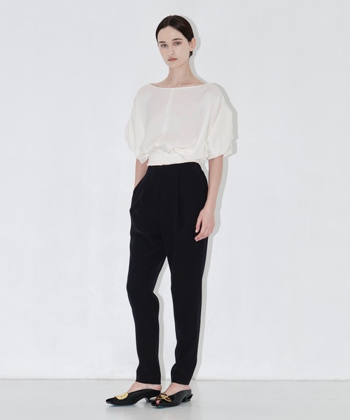 THE PERMANENT EYE(ザパーマネントアイ)の「【THE TOKYO/ザトウキョウ】2way Satin Blouse/2WAYサテンブラウス(シャツ/ブラウス・レディース・ベージュ/ネイビー/ホワイト・FREE)」の6枚目の写真