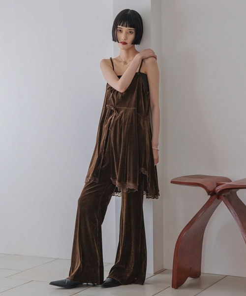 LOWRYS FARM（ローリーズファーム）の「２ＷＡＹカットベロアミニワンピース　578265（ワンピース・レディース・ブラック/ベージュ/ブラウン・FREE）」の5枚目の写真