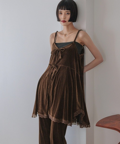 LOWRYS FARM（ローリーズファーム）の「２ＷＡＹカットベロアミニワンピース　578265（ワンピース・レディース・ブラック/ベージュ/ブラウン・FREE）」の8枚目の写真