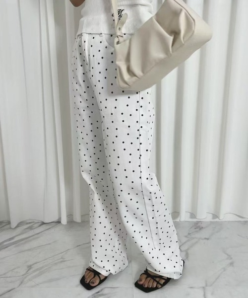 mebole(メボレ)の「フラワードットワイドパンツ(その他パンツ・レディース・ホワイト/ブラック・MEDIUM/LARGE)」の8枚目の写真