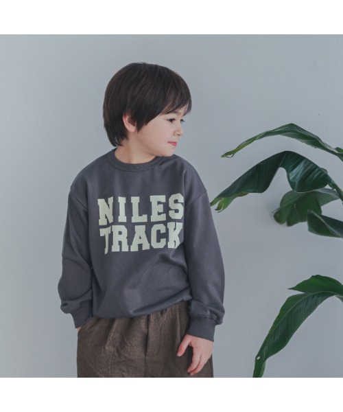 ZERO standerd(ゼロスタンダード)の「ゼロスタンダード NILES トレーナー(スウェット・キッズ・チャコールグレー/ブラック/サンドベージュ・160cm/150cm/140cm/130cm/120cm/110cm/100cm)」の2枚目の写真