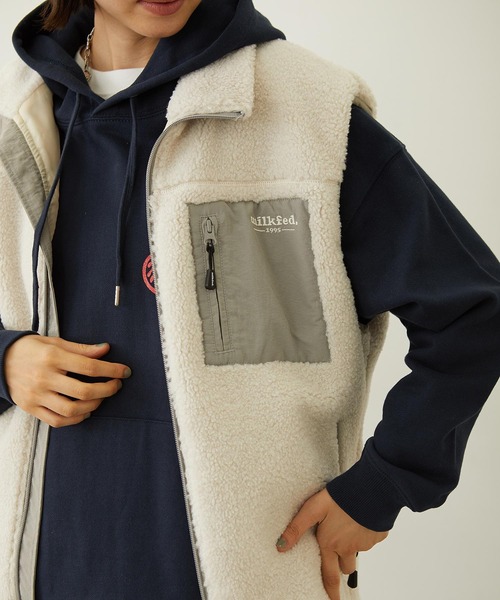 MILKFED.（ミルクフェド）の「LOGO BOA VEST（ベスト・レディース・オフホワイト/ブルー/ブラック・ONE SIZE）」の10枚目の写真