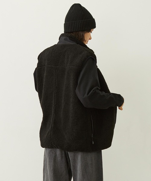 MILKFED.（ミルクフェド）の「LOGO BOA VEST（ベスト・レディース・オフホワイト/ブルー/ブラック・ONE SIZE）」の21枚目の写真