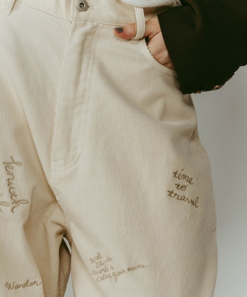 Knuth Marf(クヌースマーフ)の「【Knuth Marf】クヌースマーフ embroidered corduroy pants コーデュロイ刺繍 ワイドパンツ(その他パンツ・レディース・カーキ/アイボリー/ネイビー・M/S/XS)」の9枚目の写真