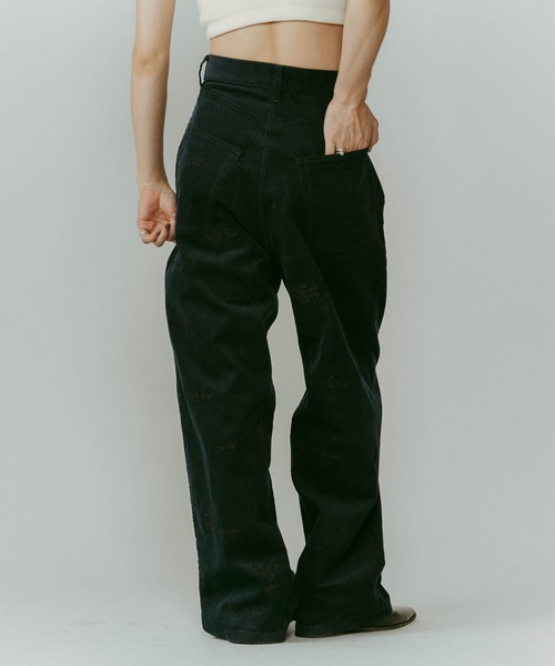 Knuth Marf(クヌースマーフ)の「【Knuth Marf】クヌースマーフ embroidered corduroy pants コーデュロイ刺繍 ワイドパンツ(その他パンツ・レディース・カーキ/アイボリー/ネイビー・M/S/XS)」の20枚目の写真