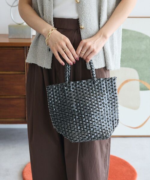 Green　Parks（グリーンパークス）の「・furry rate シャイニーブレードトート（トートバッグ・レディース・ブロンズ/ブラック・FREE）」の6枚目の写真