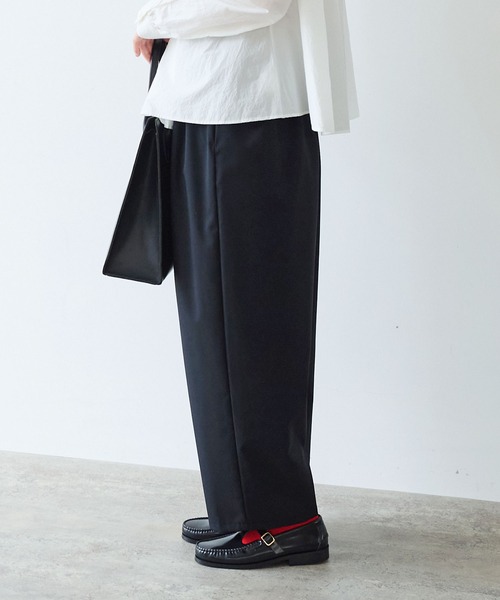 bulle de savon(ビュルデサボン)の「2/80 TWツイル タックパンツ(スラックス・レディース・ブラック/グレー・FREE)」の6枚目の写真