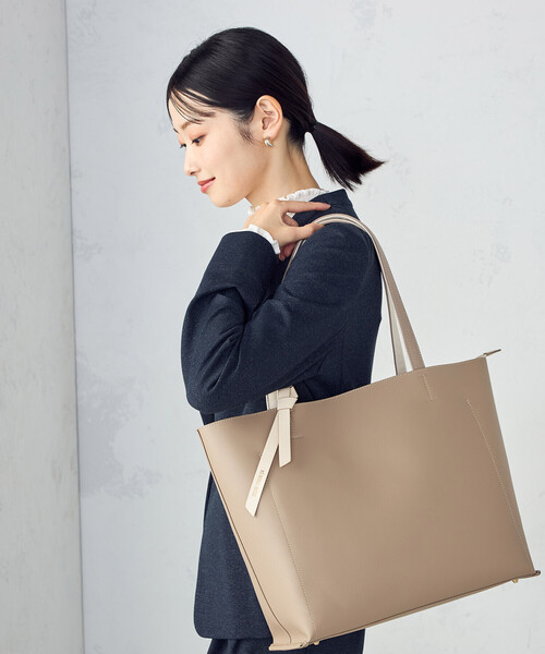 MONO COMME CA(モノコムサ)の「多機能トートバッグ(トートバッグ・レディース・ベージュ/モカ/ブラック・FREE)」の7枚目の写真