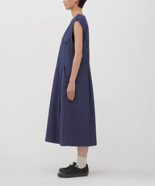 MHL.（エムエイチエル）の「YARN DYED COTTON TWILL DRESS（ワンピース・レディース・ブラック/ブルー系その他6・1/2）」の7枚目の写真