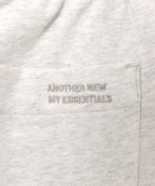 ANME（アンメ）の「後ろポケットロゴ刺繍スウェットカーブパンツ（スウェットパンツ・レディース・オフホワイト/ブラック/オートミール/ブラウン・L/M）」の18枚目の写真