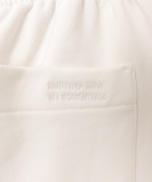 ANME（アンメ）の「後ろポケットロゴ刺繍スウェットカーブパンツ（スウェットパンツ・レディース・オフホワイト/ブラック/オートミール/ブラウン・L/M）」の21枚目の写真