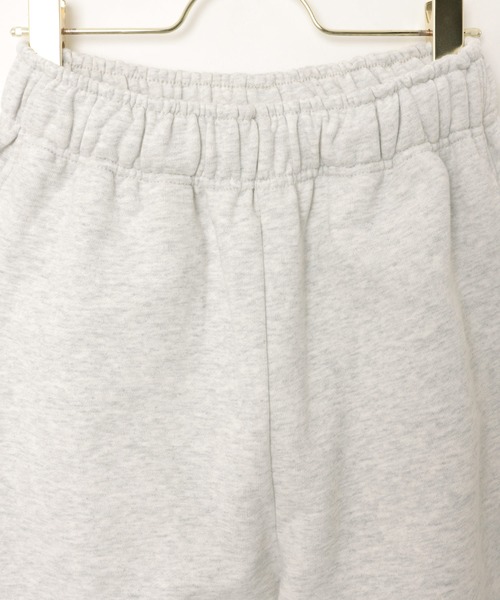 ANME（アンメ）の「後ろポケットロゴ刺繍スウェットカーブパンツ（スウェットパンツ・レディース・オフホワイト/ブラック/オートミール/ブラウン・L/M）」の6枚目の写真