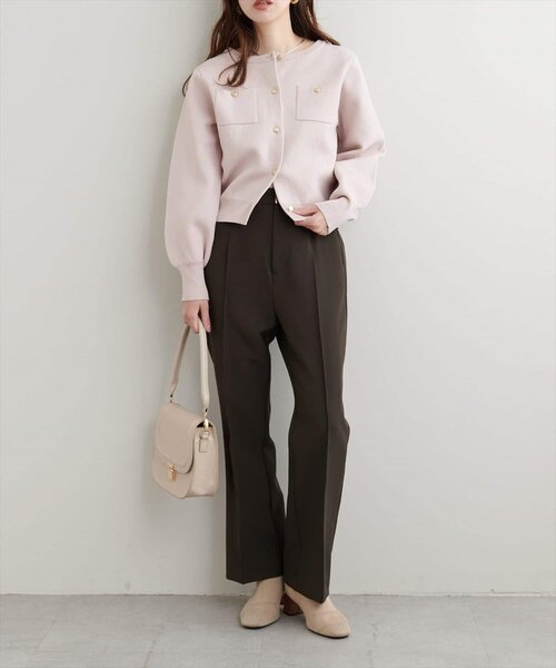 natural couture(ナチュラルクチュール)の「【WEB限定】ポリニット金釦ポケ付きカーディガン(カーディガン/ボレロ・レディース・ネイビー/モカ/レッド/チャコールグレー/オフホワイト/ブラック/ピンクベージュ・FREE)」の16枚目の写真