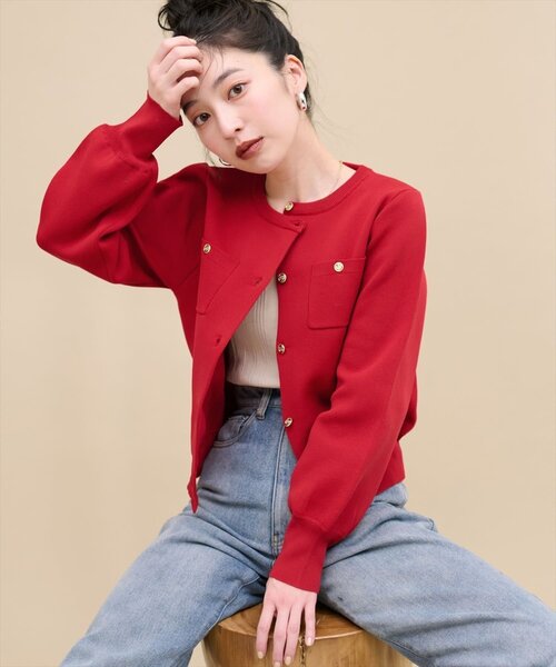 natural couture(ナチュラルクチュール)の「【WEB限定】ポリニット金釦ポケ付きカーディガン(カーディガン/ボレロ・レディース・ネイビー/モカ/レッド/チャコールグレー/オフホワイト/ブラック/ピンクベージュ・FREE)」の10枚目の写真