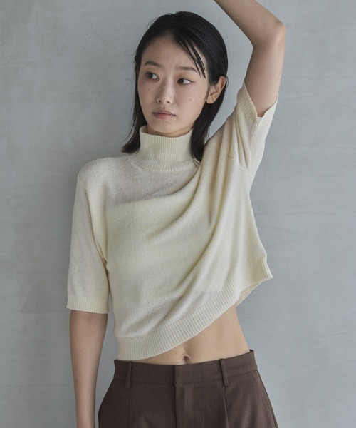 feepur(フェピュール)の「【ハンドウォッシャブル】ベロアモールハイネックニット(ニット/セーター・レディース・アイボリー/ブラック/ブラウン・MEDIUM)」の12枚目の写真
