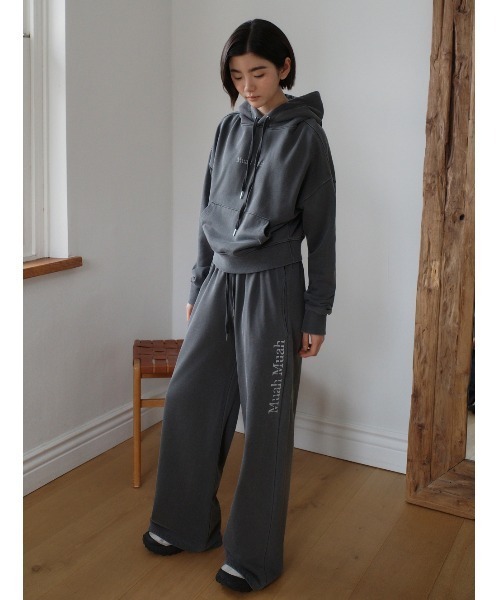 muahmuah(ムーアムーア)の「A'GEM/9 × .kom 『muah muah/ムーアムーア』 PIGMENT WASHING TRAINING PANTS(セットアップ対応)/ピグメント ウォッシングパンツ(スウェットパンツ・レディース・チャコールグレー/ブラウン・FREE)」の4枚目の写真