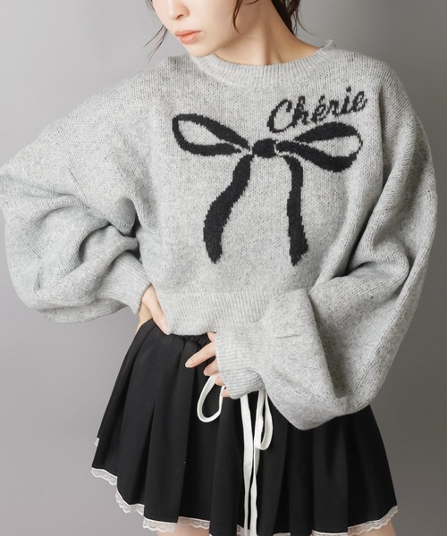 SPINNS(スピンズ)の「大きなリボンが主役☆クロップド丈フェザーニット/リボン(ニット/セーター・レディース・ネイビー/ボルドー/アイボリー/グレー・ONESIZE)」の3枚目の写真