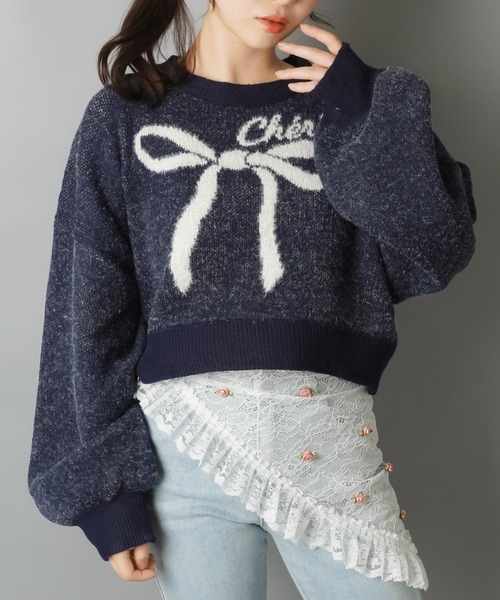 SPINNS(スピンズ)の「大きなリボンが主役☆クロップド丈フェザーニット/リボン(ニット/セーター・レディース・ネイビー/ボルドー/アイボリー/グレー・ONESIZE)」の15枚目の写真