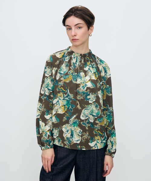 セール】オータムガーデンプリント ネックギャザーブラウス（シャツ