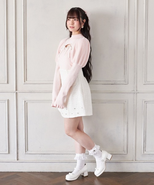 Suyunn(スユン)の「リボン付きパフスリーブラメシャギーニットプルオーバー(ニット/セーター・レディース・ホワイト/ピンク・M)」の13枚目の写真