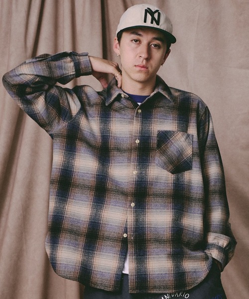 Universal Style Wear（ユニバーサルスタイルウェア）の「Universal Style Wear プレイドシャツ（シャツ/ブラウス・メンズ・グリーン系/サックスブルー系/ブラウン系その他/イエロー系・MEDIUM/LARGE/X-LARGE）」の2枚目の写真