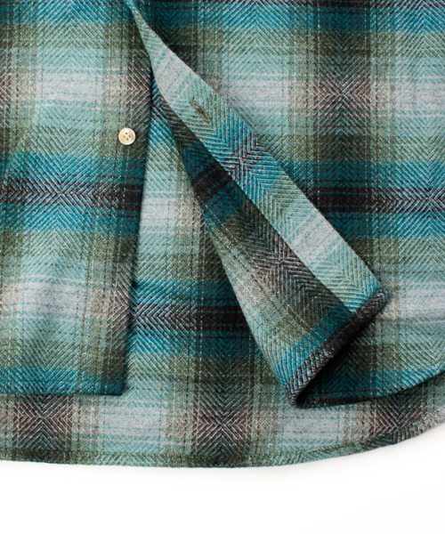 Universal Style Wear（ユニバーサルスタイルウェア）の「Universal Style Wear プレイドシャツ（シャツ/ブラウス・メンズ・グリーン系/サックスブルー系/ブラウン系その他/イエロー系・MEDIUM/LARGE/X-LARGE）」の17枚目の写真