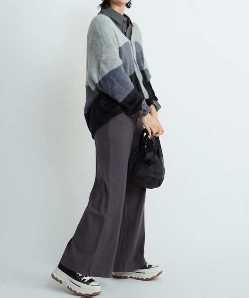 CONVERSE TOKYO(コンバーストウキョウ)の「MULTI BORDER FEATHER KNIT CARDIGAN(ニット/セーター・レディース・ブルー/チャコールグレー/イエロー・FREE)」の12枚目の写真