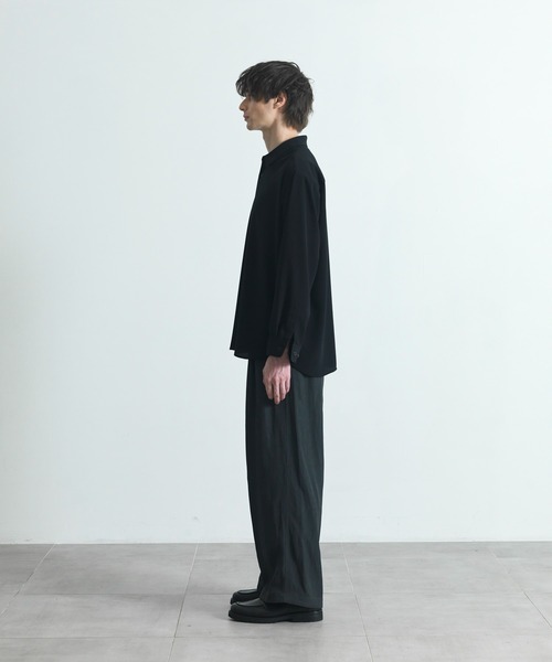 CITY TOKYO(シティトウキョウ)の「【CITY TOKYO/シティートーキョー】Air pleats リラックスシャツ(シャツ/ブラウス・メンズ・グレイッシュベージュ/ブラック・1/2)」の7枚目の写真