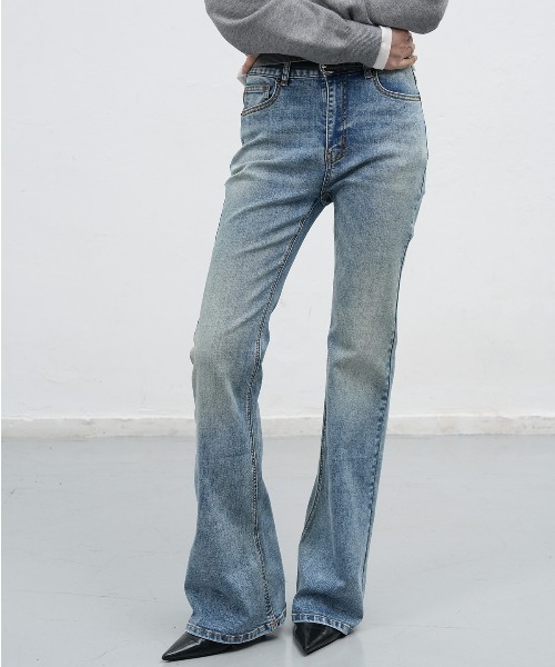 GENERAL IDEA（ジェネラルアイデア）の「【GENERAL IDEA】ブーツカットウォッシングデニムパンツ / BOOTCUT WASHING DENIM PANTS（デニムパンツ・レディース・ライトブルー/ブラック/ダークネイビー・L/M/S）」の3枚目の写真
