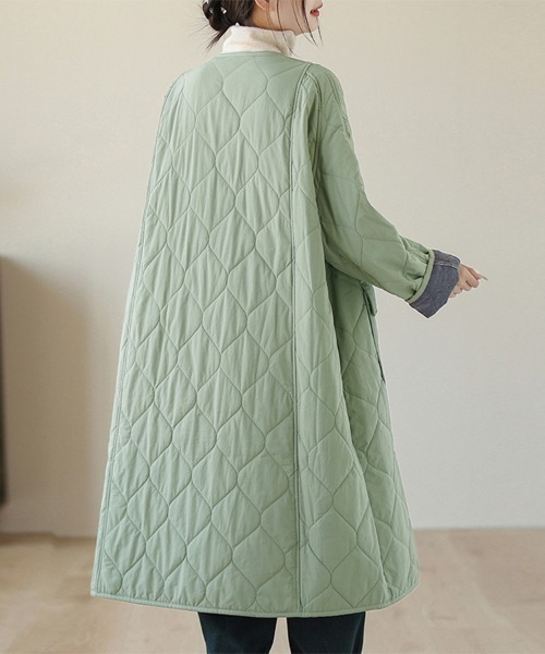 ダイヤ柄ミドル丈キルティングコート（ダウンジャケット/コート