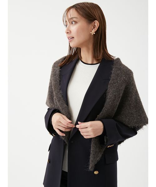 Mila Owen（ミラオーウェン）の「トライアングルストール（ストール/ショール・レディース・ミント/モカ/レッド・F）」の11枚目の写真