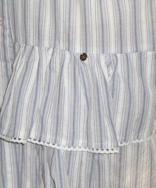 RONRON(ロンロン)の「ROUND COLLAR FRILL KANGKANG SHIRT DRESS BLUE STRIPE(ワンピース・レディース・その他・FREE)」の4枚目の写真