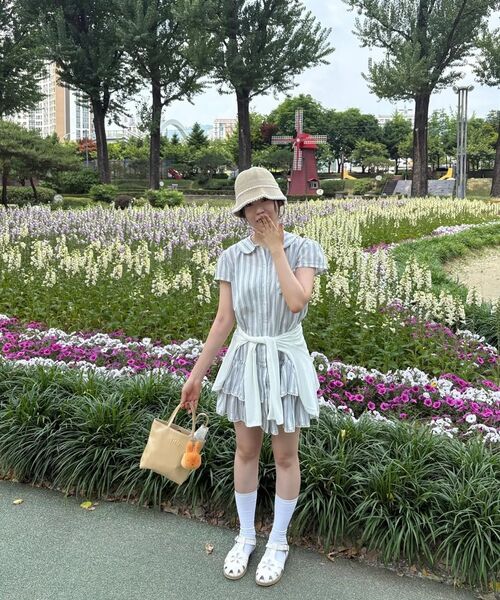 RONRON(ロンロン)の「ROUND COLLAR FRILL KANGKANG SHIRT DRESS BLUE STRIPE(ワンピース・レディース・その他・FREE)」の10枚目の写真