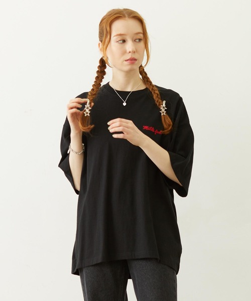 MILKFED.(ミルクフェド)の「ICING LOGO WIDE S/S TEE(Tシャツ/カットソー・レディース・ライトピンク/ブラック/ホワイト・L/M)」の2枚目の写真