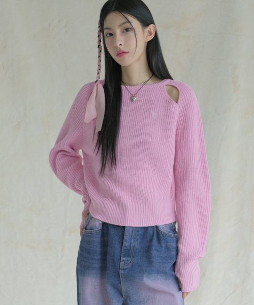 AVANDRESS(アバンドレス )の「Ribbed Cut-out Knit BLACK(ニット/セーター・レディース・ブラック・MEDIUM/SMALL)」の10枚目の写真