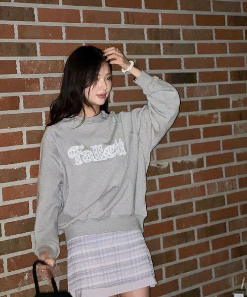 チェックストーリーロゴマンツーマンネイビー（スウェット）｜Fallett