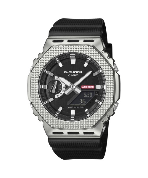 G-SHOCK(ジーショック)の「メタルベゼル / インダストリアルデザイン / GM-2100M-1AJF(アナログ腕時計・メンズ・ブラック×シルバー・FREE)」の1枚目の写真
