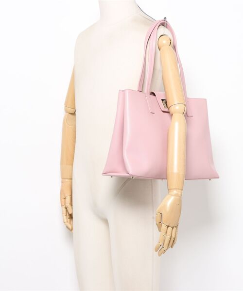 FURLA（フルラ）の「フルラ 1927 トートバッグ L（トートバッグ・レディース・ベビーピンク・ONE SIZE）」の7枚目の写真