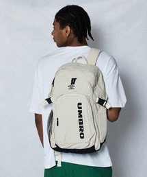 UMBRO（アンブロ）の「【umbro/アンブロ】大容量プリント　ソフトバックパック(約25L）（バックパック/リュック）」