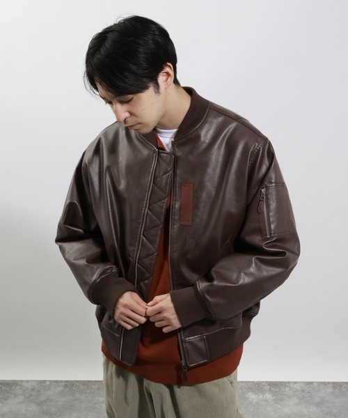 BAYFLOW(ベイフロー)の「ヴィンテージライクPUレザー中綿ジャケット(ブルゾン・メンズ・ブラウン/ブラック・MEDIUM/LARGE)」の15枚目の写真