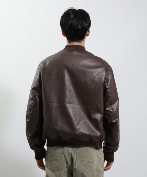 BAYFLOW(ベイフロー)の「ヴィンテージライクPUレザー中綿ジャケット(ブルゾン・メンズ・ブラウン/ブラック・MEDIUM/LARGE)」の18枚目の写真