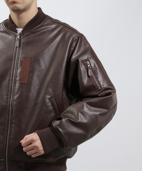 BAYFLOW(ベイフロー)の「ヴィンテージライクPUレザー中綿ジャケット(ブルゾン・メンズ・ブラウン/ブラック・MEDIUM/LARGE)」の20枚目の写真