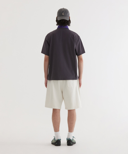 COVERNAT(カバーナット)の「スモール C ロゴ T シャツ Charcoal(Tシャツ/カットソー・レディース・その他・X-SMALL/SMALL/MEDIUM/LARGE/X-LARGE/XX-LARGE)」の6枚目の写真