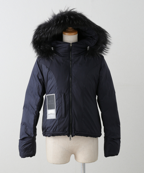 TATRAS CONCEPT STORE(タトラスコンセプトストア)の「【WEB+一部店舗限定】TATRAS / タトラス AVECI アヴェチ ダウンジャケット(ダウンジャケット/コート・レディース・ブラック/ベージュ/ネイビー・MEDIUM/LARGE)」の17枚目の写真
