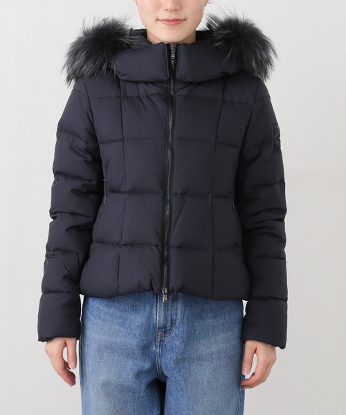 TATRAS CONCEPT STORE(タトラスコンセプトストア)の「【WEB+一部店舗限定】TATRAS / タトラス AVECI アヴェチ ダウンジャケット(ダウンジャケット/コート・レディース・ブラック/ベージュ/ネイビー・MEDIUM/LARGE)」の4枚目の写真
